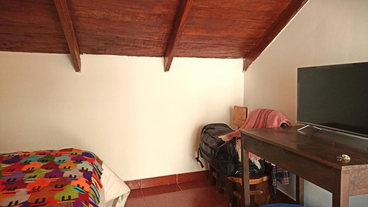 Los Apus Ollantaytambo Ngoại thất bức ảnh