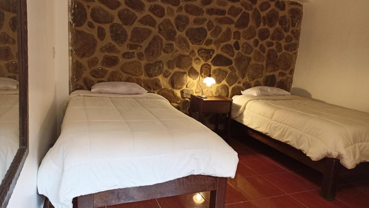 Los Apus Ollantaytambo Ngoại thất bức ảnh