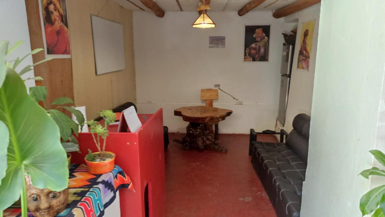 Los Apus Ollantaytambo Ngoại thất bức ảnh