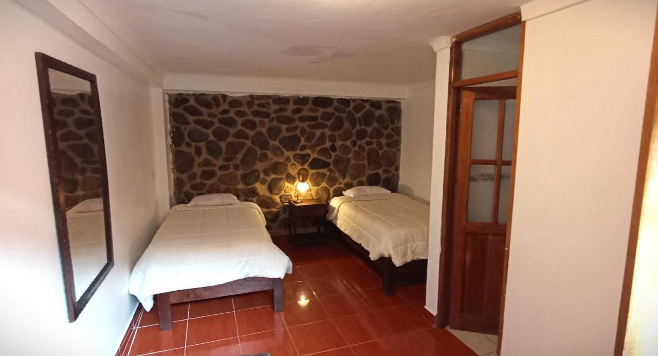 Los Apus Ollantaytambo Ngoại thất bức ảnh